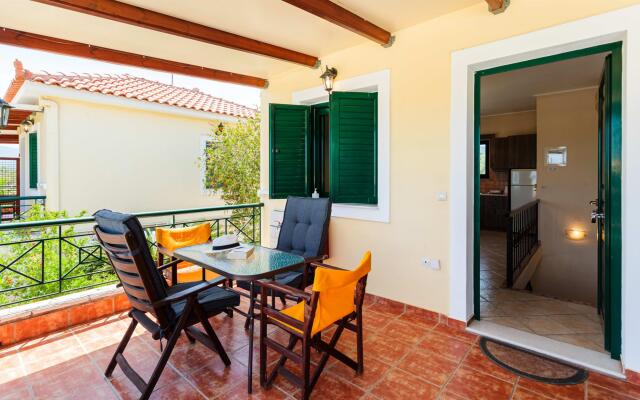 Astros Poolside Home - Summer Hideout