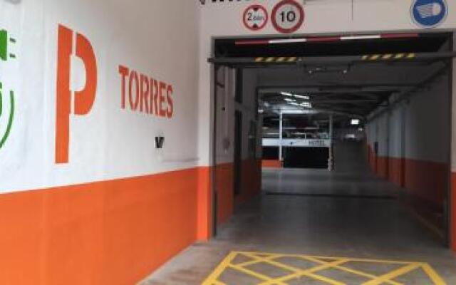 Torres Petit