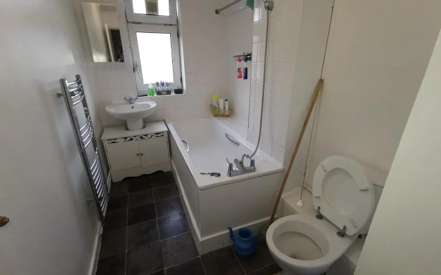 London budget Maisonette