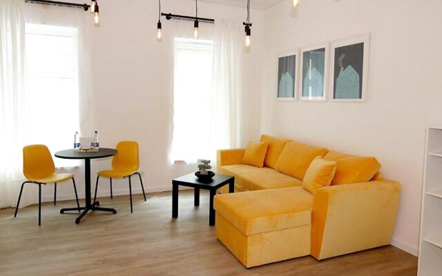 Minimalist Studio Apartments in Old Town by Hostlovers