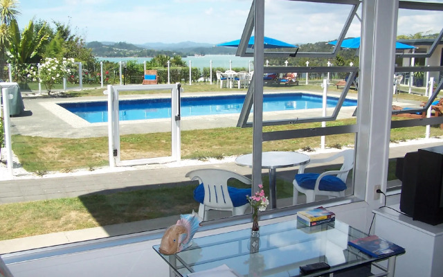 Aloha Seaview Resort Motel