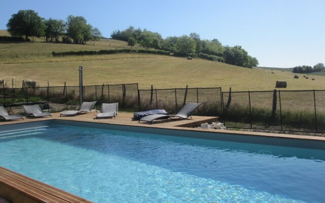 Sur Le Chemin Des Buvats