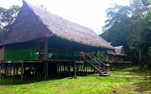 Amazon Eco Tours & Lodge