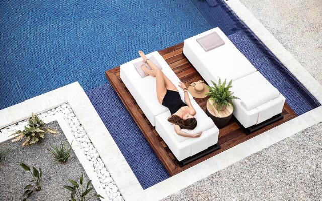 Beachfront Suite