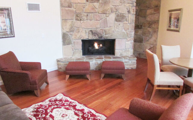 Arbors at Island Landing Hotel & Suites