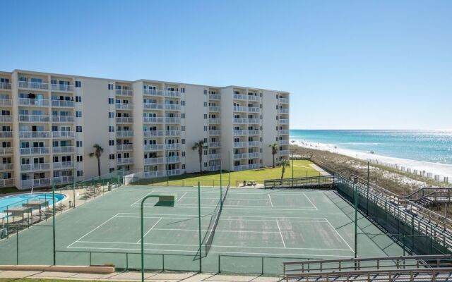 Holiday Surf & Racquet 402 2 Bedroom Condo by RedAwning