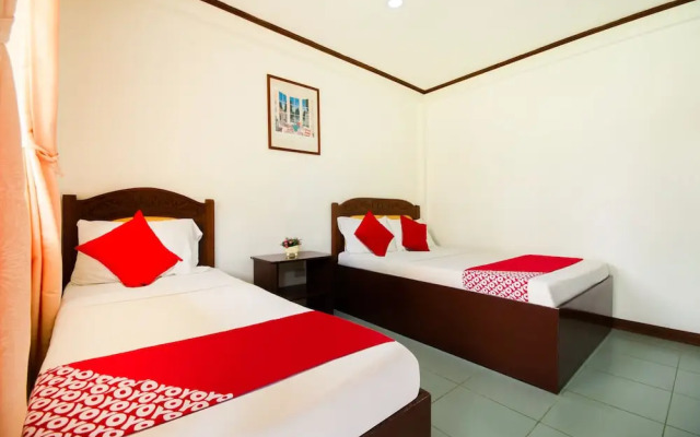 OYO 409 Bans Beach Resort