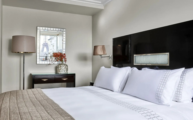 Hotel Plaza Athenee