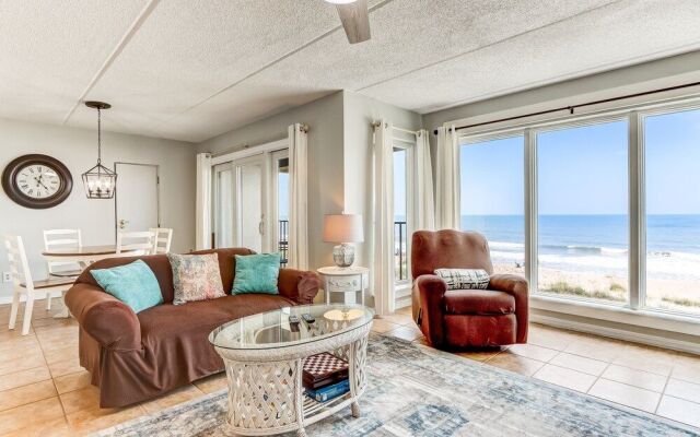 Rustic Theme Condo with Scenic Ocean View by RedAwning