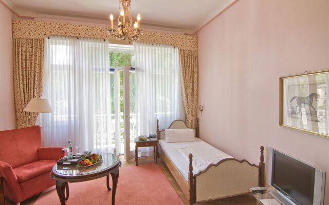Panacee Grand Hotel Römerbad