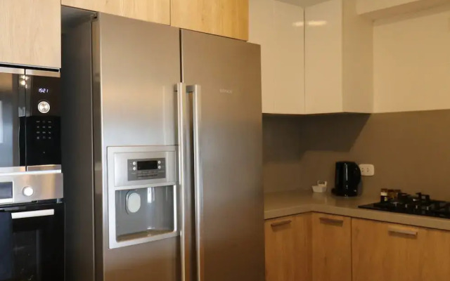 Astonishing 3BR with Balcony in Miraflores