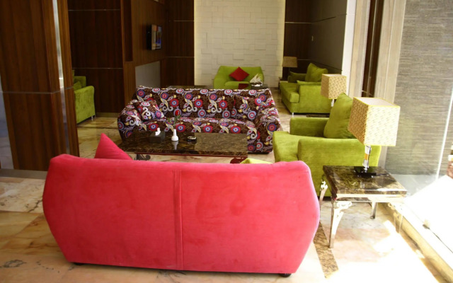 Laguna Hotel Suites
