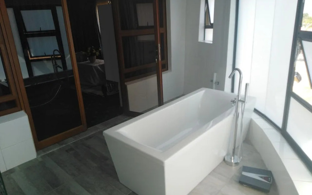 Equestrian Royal Boutique Hotel & Spa