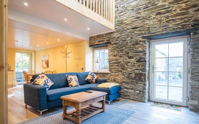 Ardnavaha House - Poolside Cottages