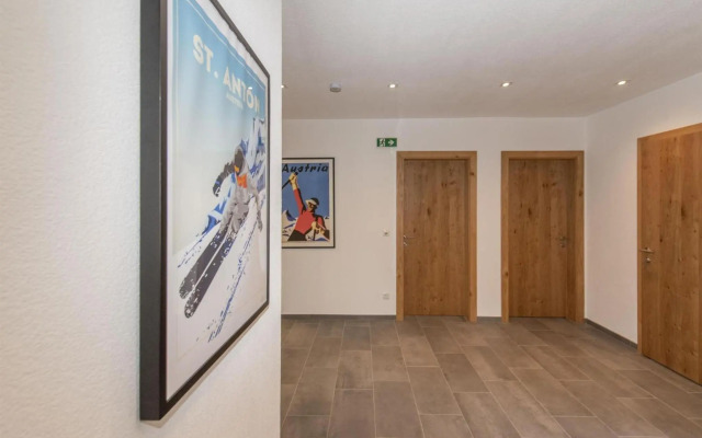 Chalet Vega - Arlberg Holiday Home