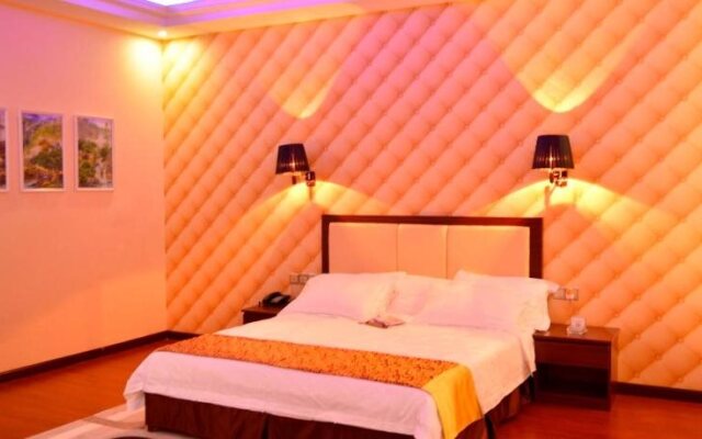 Warm Harbor Hotel