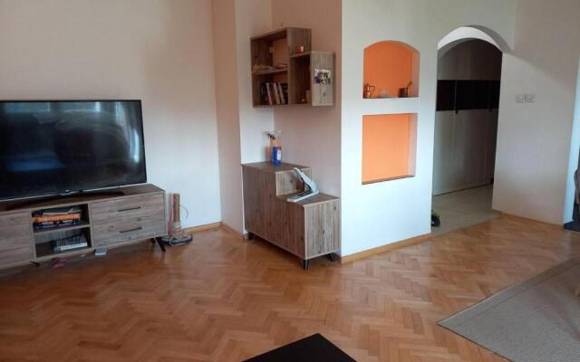 Stunning Color 1-bed Apartment in Skopje