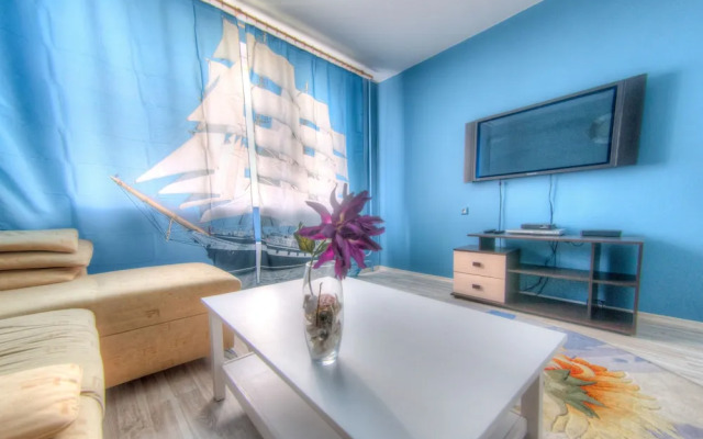 Apartment Ships