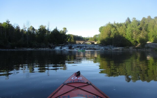 Sauble River Marina & Lodge Resort