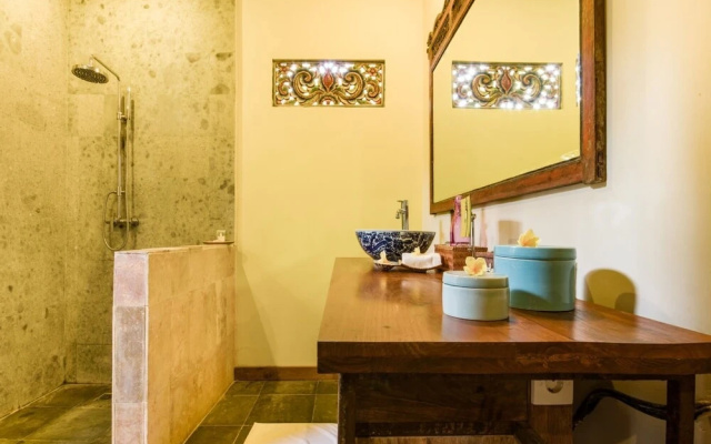 Villa Desa Roro Estate by Villa Finder
