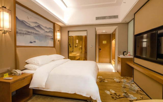 Vienna International Hotel (Loudi Stadium)