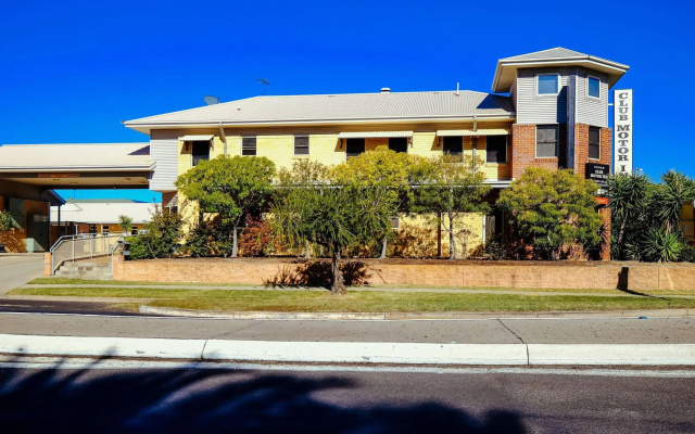 Club Motor Inn — 4-star hotel in Narrabri