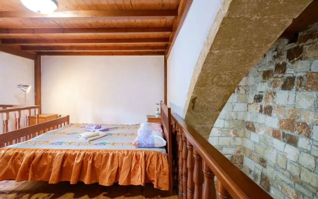 Traditional Cretan Stone House 2