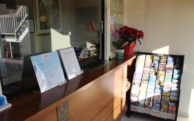 Travelodge by Wyndham Buena Park