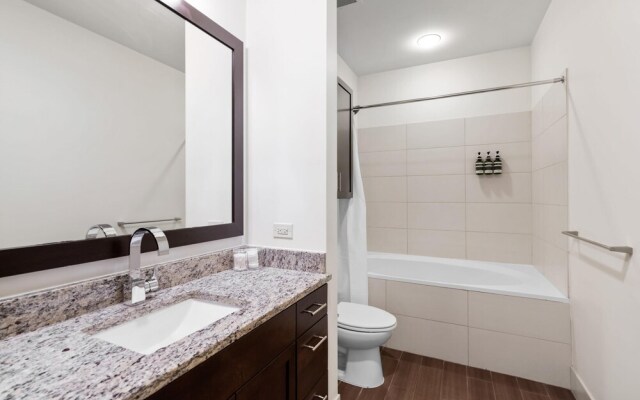 Austin Central 2BD 2BA Apartment