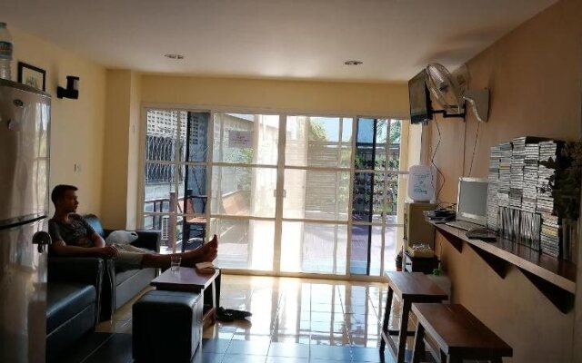 Just Sleep At Box Hostel