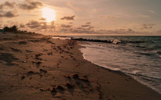 Breathtaking Beach Villa, Feel the Inviting Vibe!