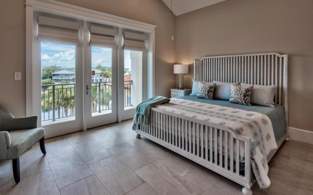 Seastar Palazzo Luxury Across From Beach
