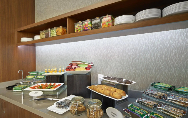 DoubleTree by Hilton Hotel & Conference Centre Regina