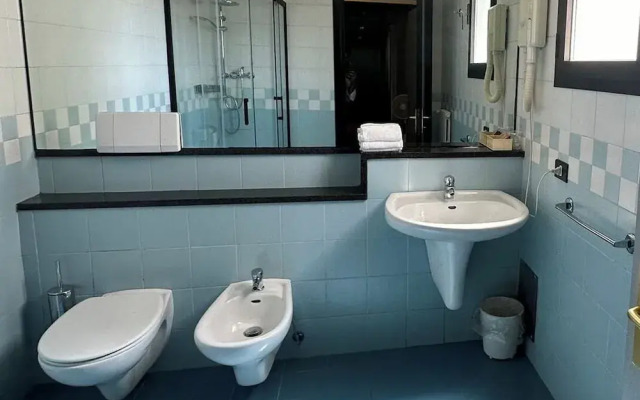 Hotel Raffaello Venice
