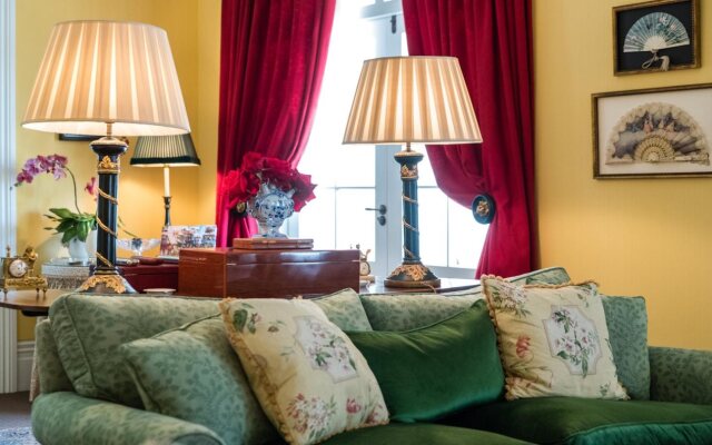 The Manse Luxury Lodge