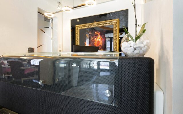 Nova City Hotel Signature Collection