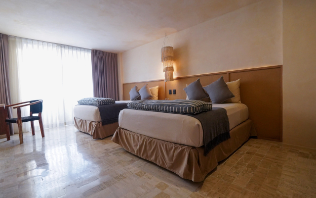 Calypso Hotel Cancun