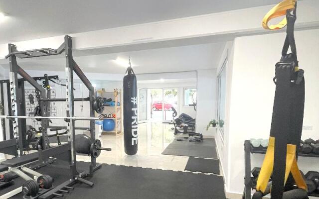 Artemis Cynthia Complex