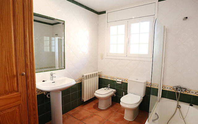 Casa Caleta - Three Bedroom