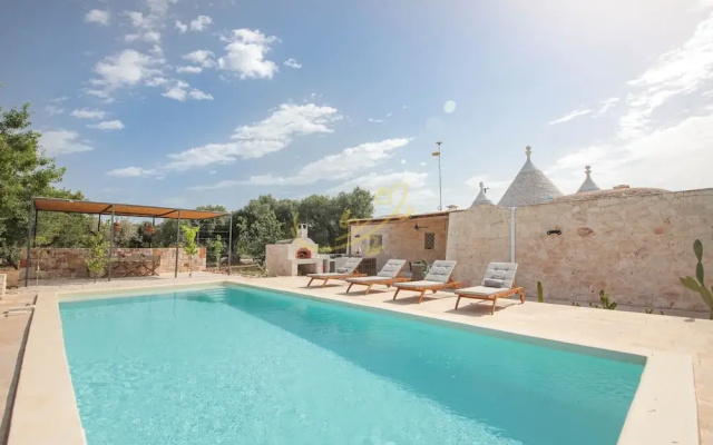 TD Trullo Titiro w Wine Cellar Vineyard Pool