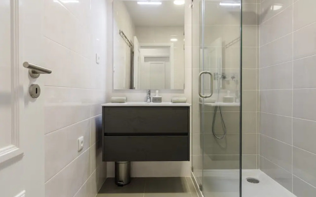 Penha1 · Lisbon's Charming and Bright Apartment