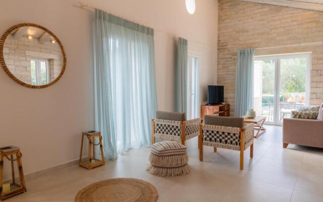 Villa Jacaranda by MediterraneanVillas