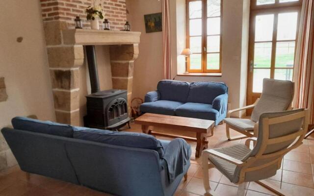 Gîte Souvigny, 5 pièces, 10 personnes - FR-1-489-231
