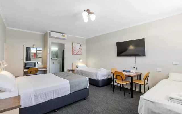 Econo Lodge Port Augusta – Guest Rooms – Port Augusta