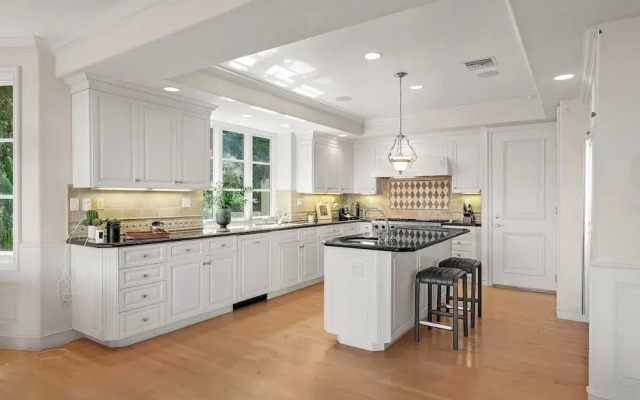 Savona Sanctuary Estate