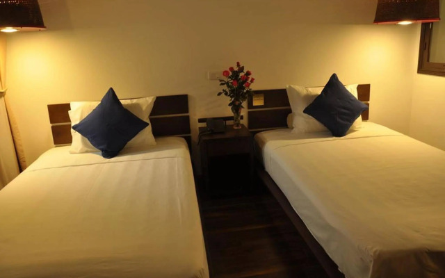 Cinnamon Cathedral Hotel