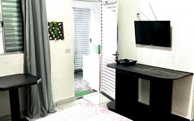 Studio acolhedor em região central de Foz