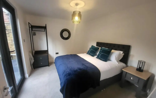 Isleworth Apartments