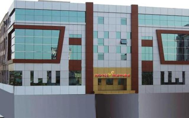 Hotel Mayura A/c