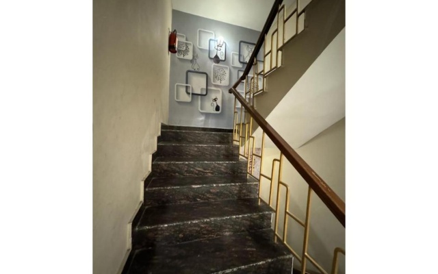 Hotel Green Leaf By T And M Hotels